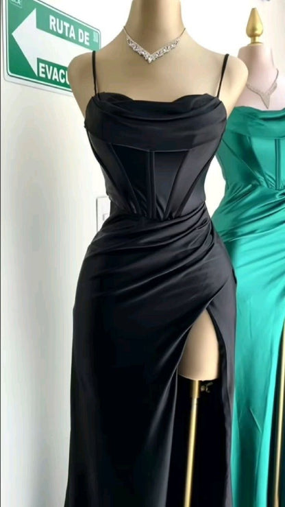 Sexy Mermaid Spaghetti Straps Black Long Evening Dress Backless Prom Dresses SD1606