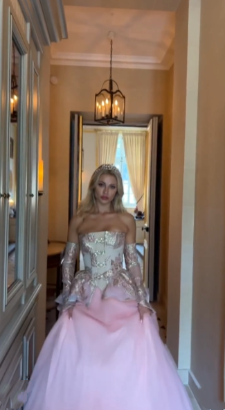 Pretty Ball Gown Strapless Pink Long Lace Prom Dresses Formal Evening Dress SD2393