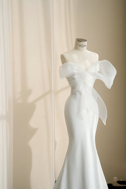 Simple Bridal Gown Mermaid Sweetheart White Floor Length Wedding Dresses Minimalist Bridal Gowns D2728