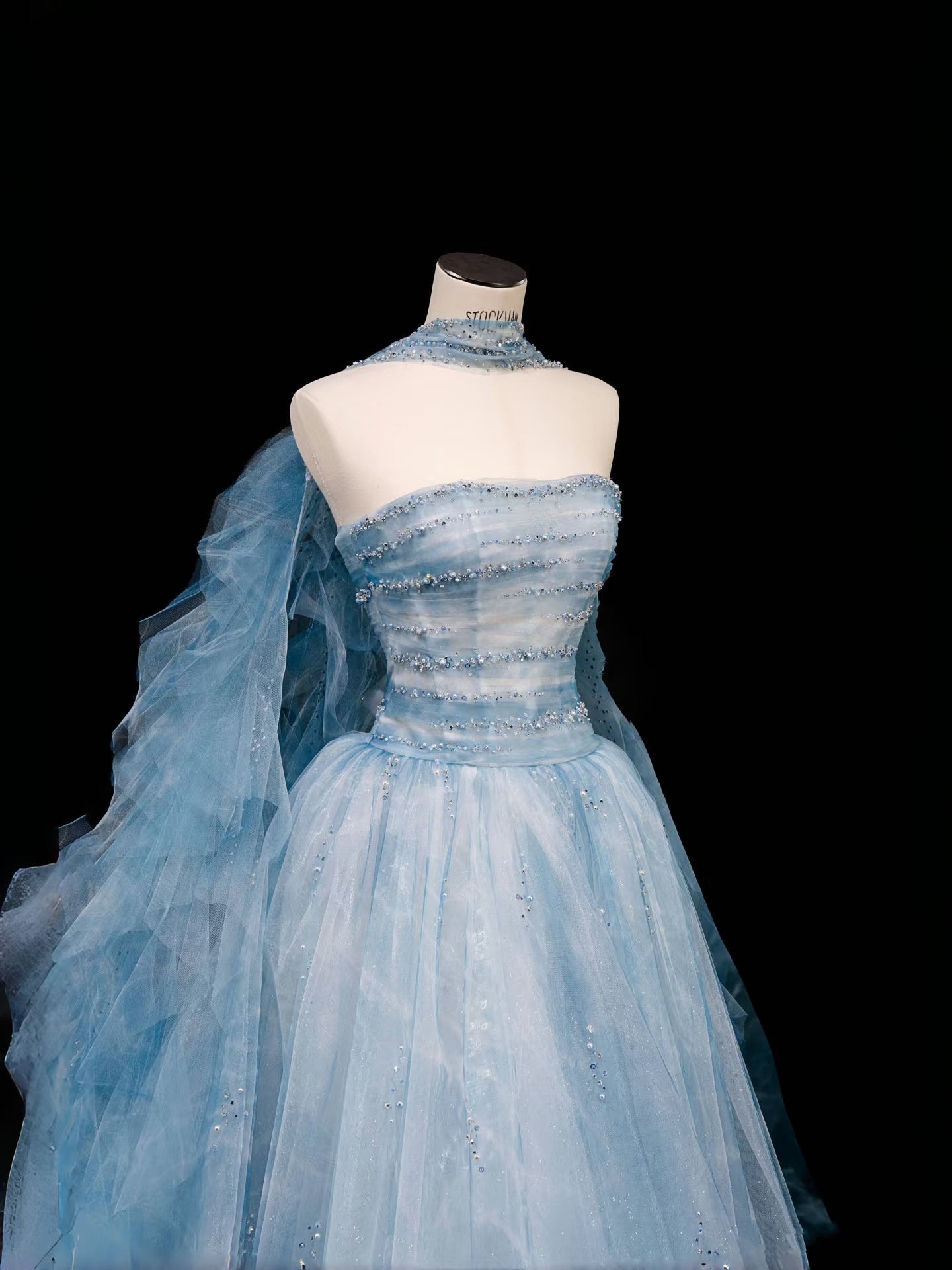 Modest Ball Gown Strapless Blue Tulle Long Prom Dress Party Dress Graduation Dresses D2739