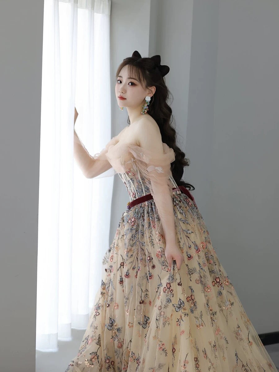 Sexy Ball Gown Off The Shoulder Long Sleeves Champagne Elegant Tulle Long Prom Dresses H2881