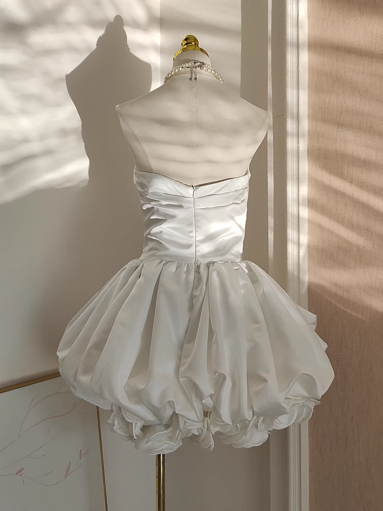 Sexy Ball Gown Sweetheart White Satin Vacation Dresses Short Birthday Outfits SD329