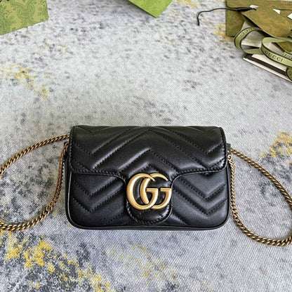 GUCCI Marmont matelasse leather super mini bag