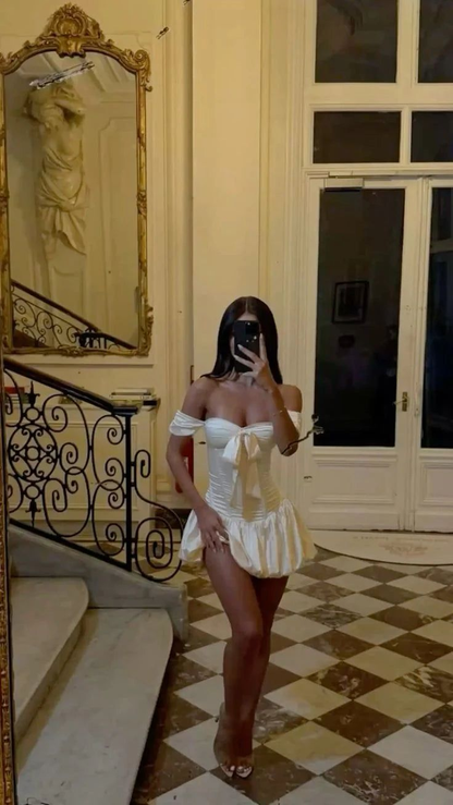 Chic A-Line Off Shoulder Homecoming Dress White Graduation Dress Sweetheart Birthday Outfits S389