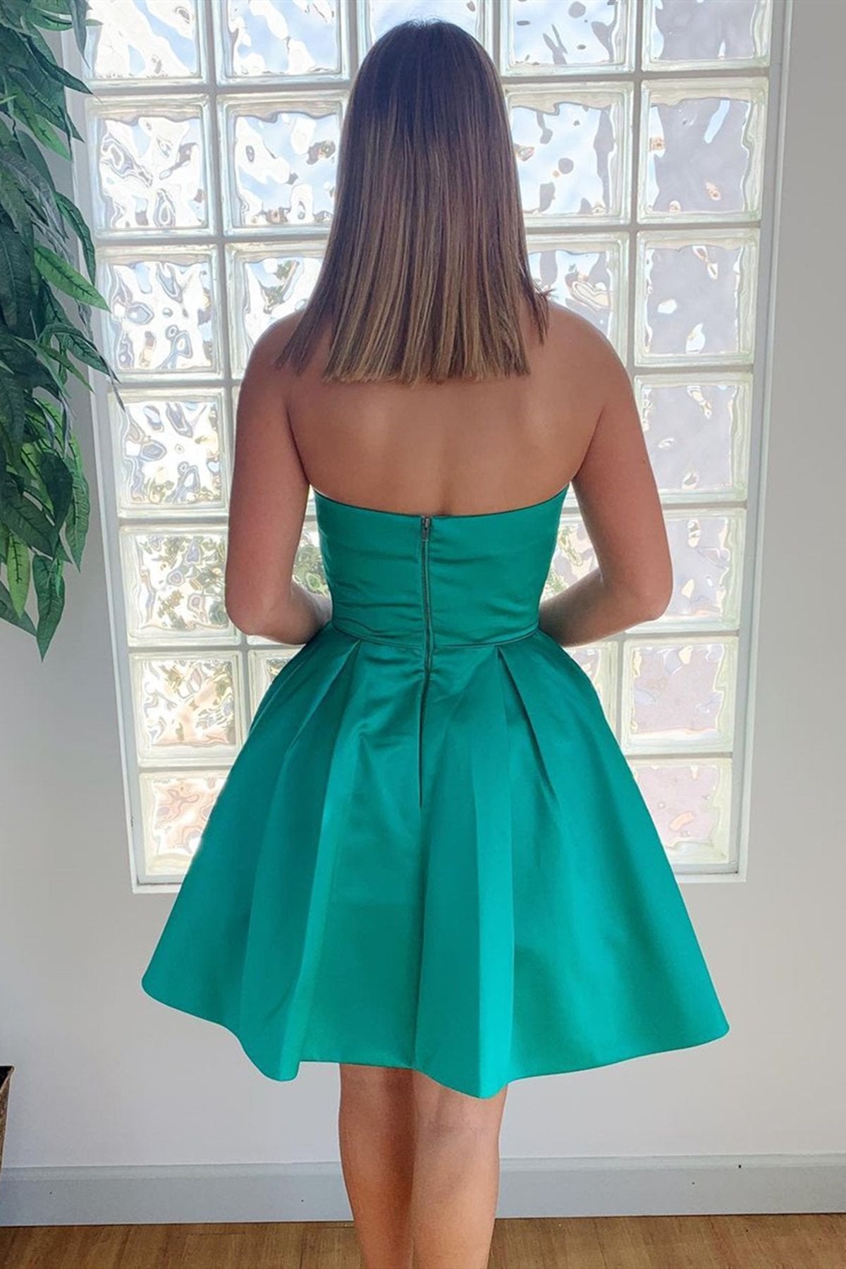 Short Strapless Green Prom Dresses with Pockets, Strapless Short Green Formal Homecoming Dresses