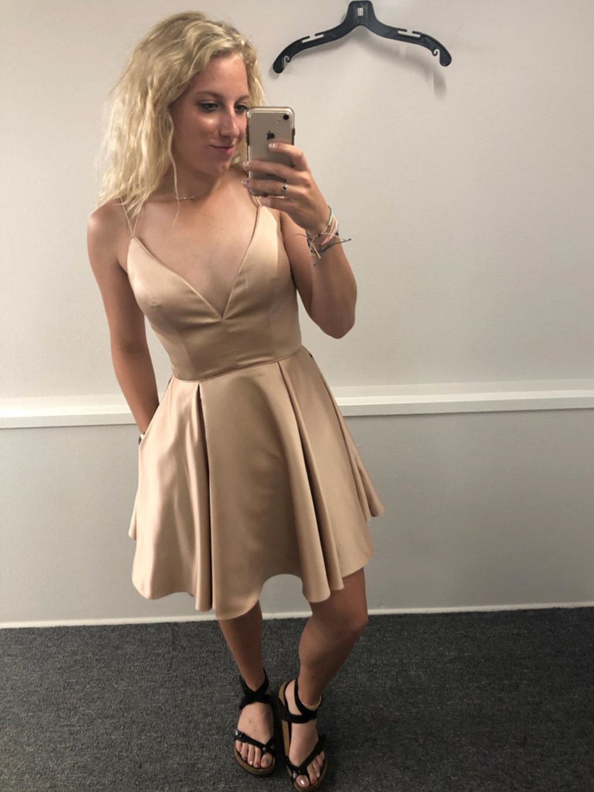 Short V Neck Champagne Prom Dresses, V Neck Short Champagne Homecoming Graduation Dresses