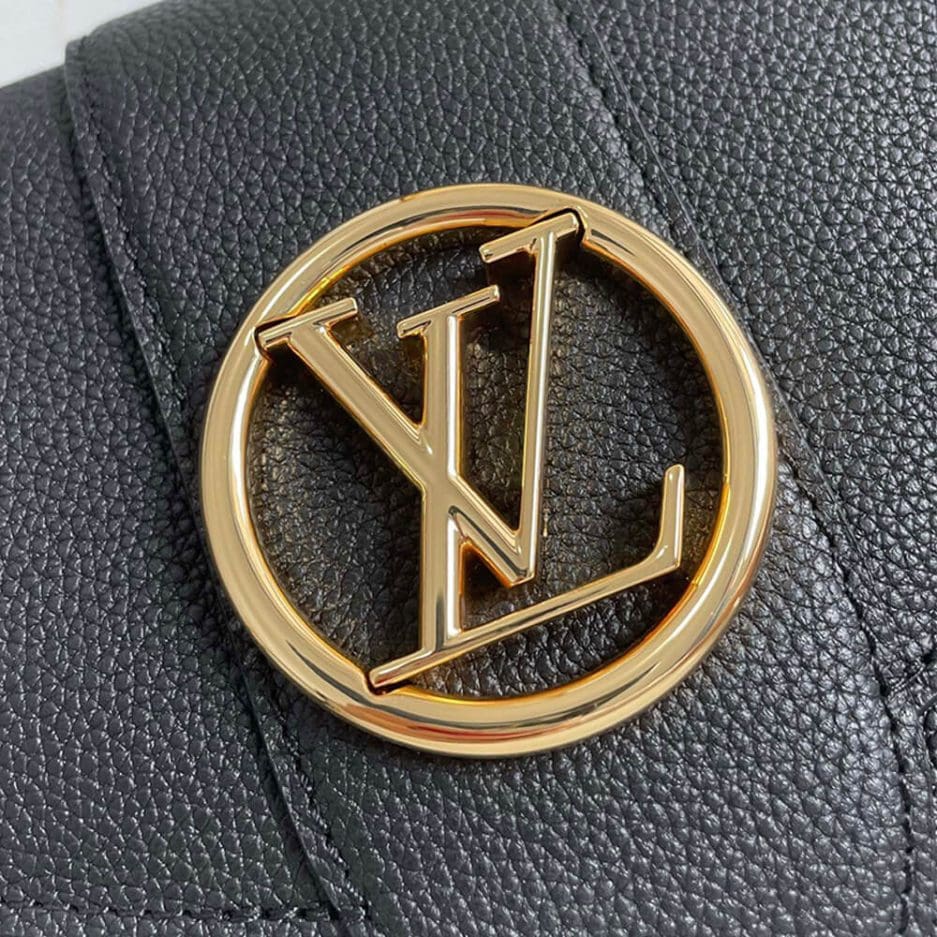 Louis Vuitton PONT 9 SOFT MM M58967