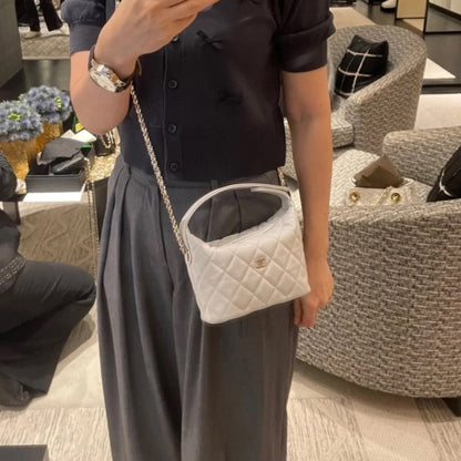 CHANEL 25C HOBO BAG CAVIAR WHITE 17CM