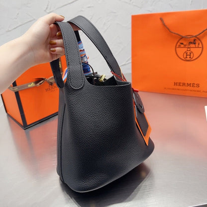 HERMES PICOTIN LOCK 18 BAG BLACK WITH GOLD 18CM