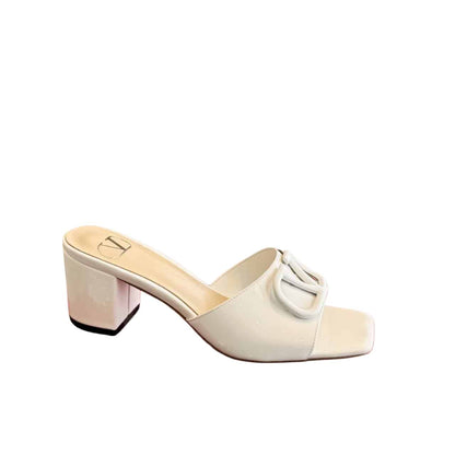 VALENTINO VLOGO SIGNATURE SLIDE SANDAL WHITE