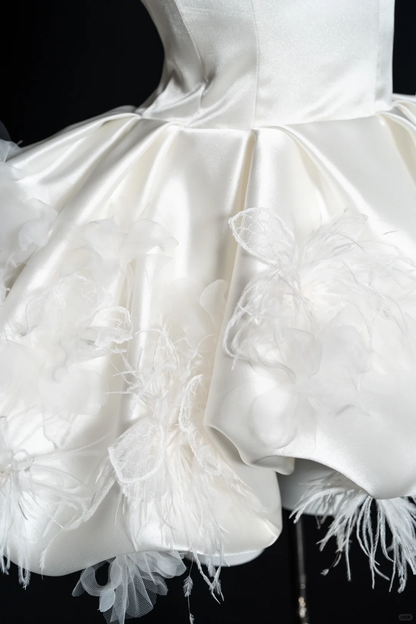 Sweet White Satin Lace Appliques Strapless A Line 18th Birthday Outfits Homecoming Dress S810