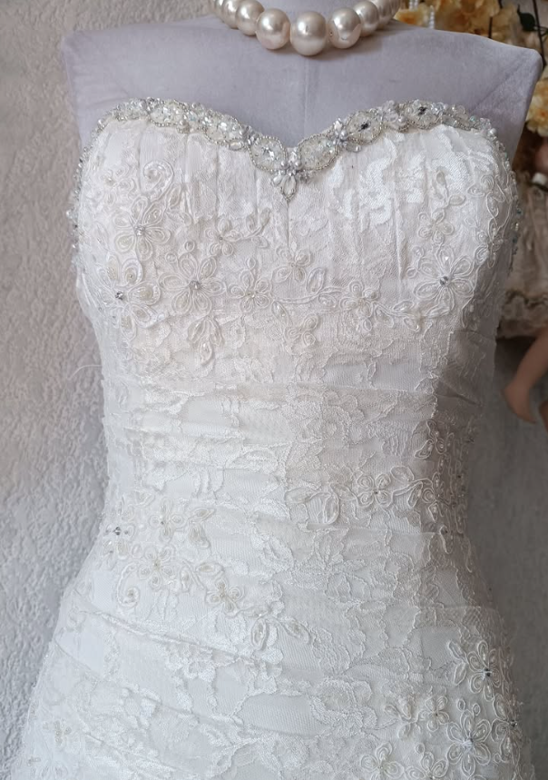 Vintage Mermaid Sweetheart Neck Ivory Lace Long Sweep Wedding Dress SH2155