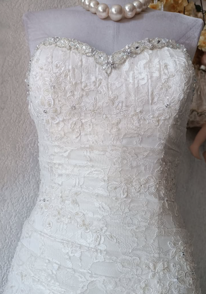 Vintage Mermaid Sweetheart Neck Ivory Lace Long Sweep Wedding Dress SH2155