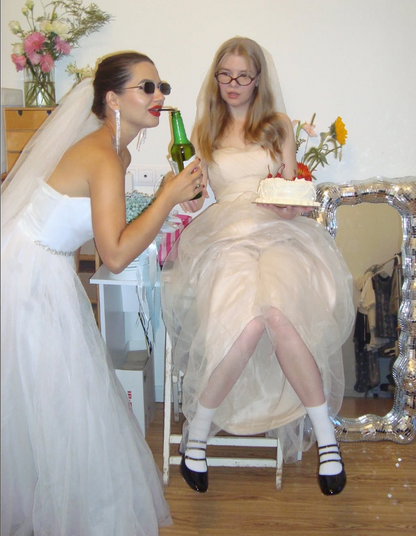 Simple Sweetheart Rhinestone Tulle Long Ball Gown Wedding Dress SH1864