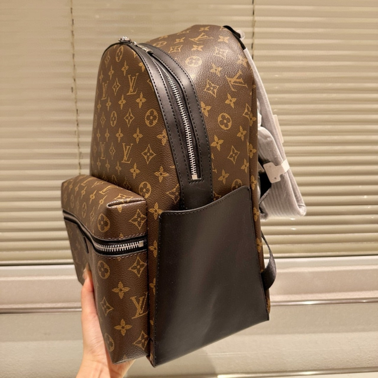 LOUIS VUITTON DISCOVERY PM BACKPACK MACASSAR MONOGRAM BROWN 40CM M46684