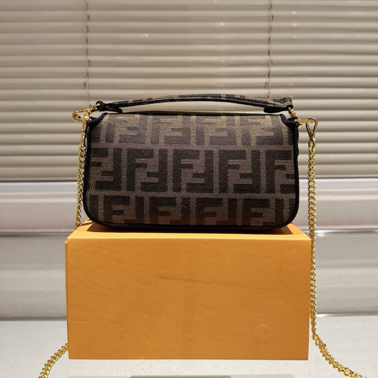 FENDI BAGUETTE MINI BROWN FF JACQUARD FABRIC BAG 20CM 8BS017A6V5F17U4