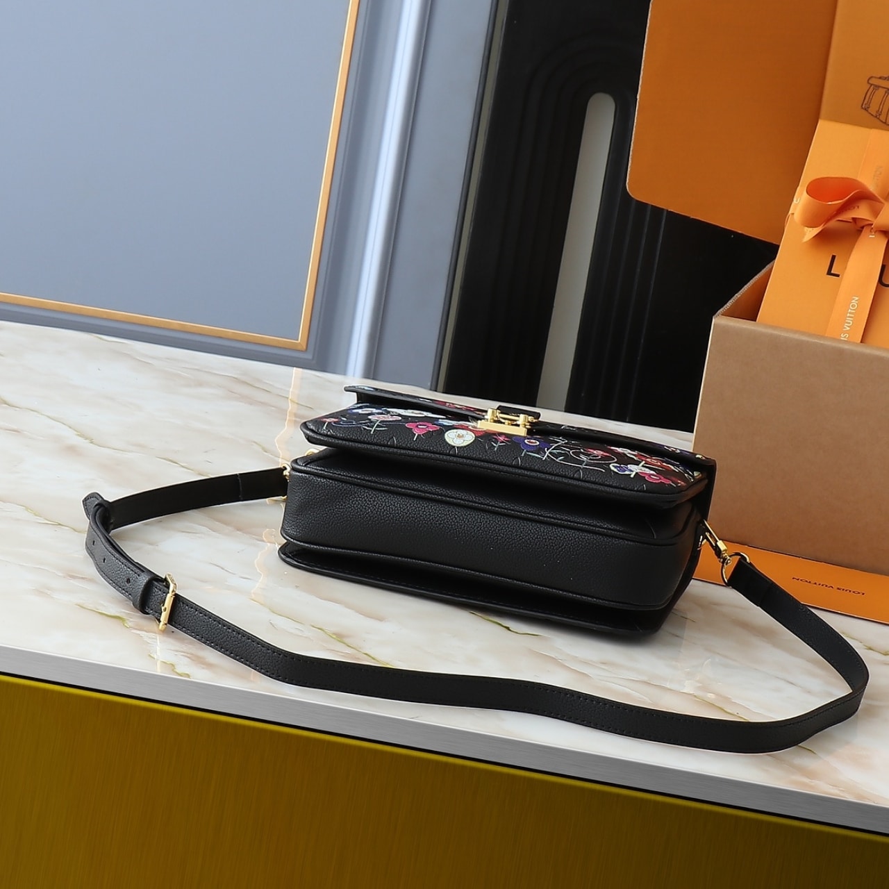 LOUIS VUITTON X TAKASHI MURAKAMI POCHETTE MÉTIS BAG BLACK 25CM M41487