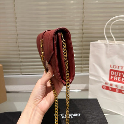 SAINT LAURENT SMALL GRAIN DE POUDRE TRIQUILT MONOGRAM COLLEGE BAG RED 20CM