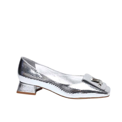 LOUIS VUITTON SHAKE PUMP SILVER