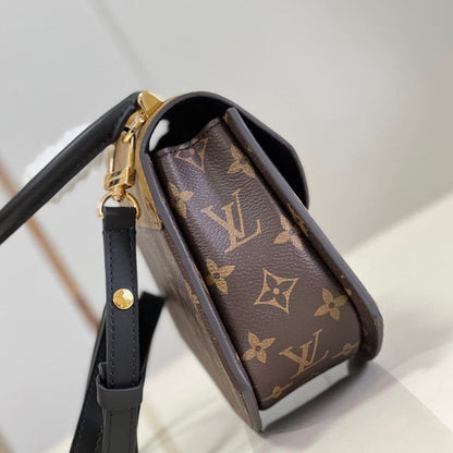 Louis Vuitton Tilsitt M46548