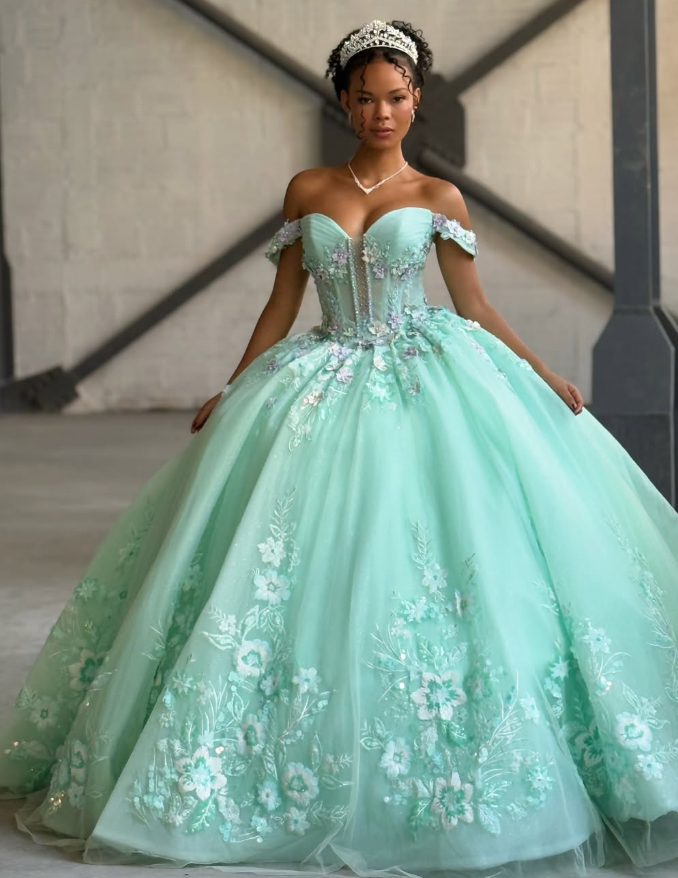 Pretty Green Ball Gown Off the Shoulder Appliques Tulle Sweet 16 Dress Party Gowns Quinceanera Dresses SH3557
