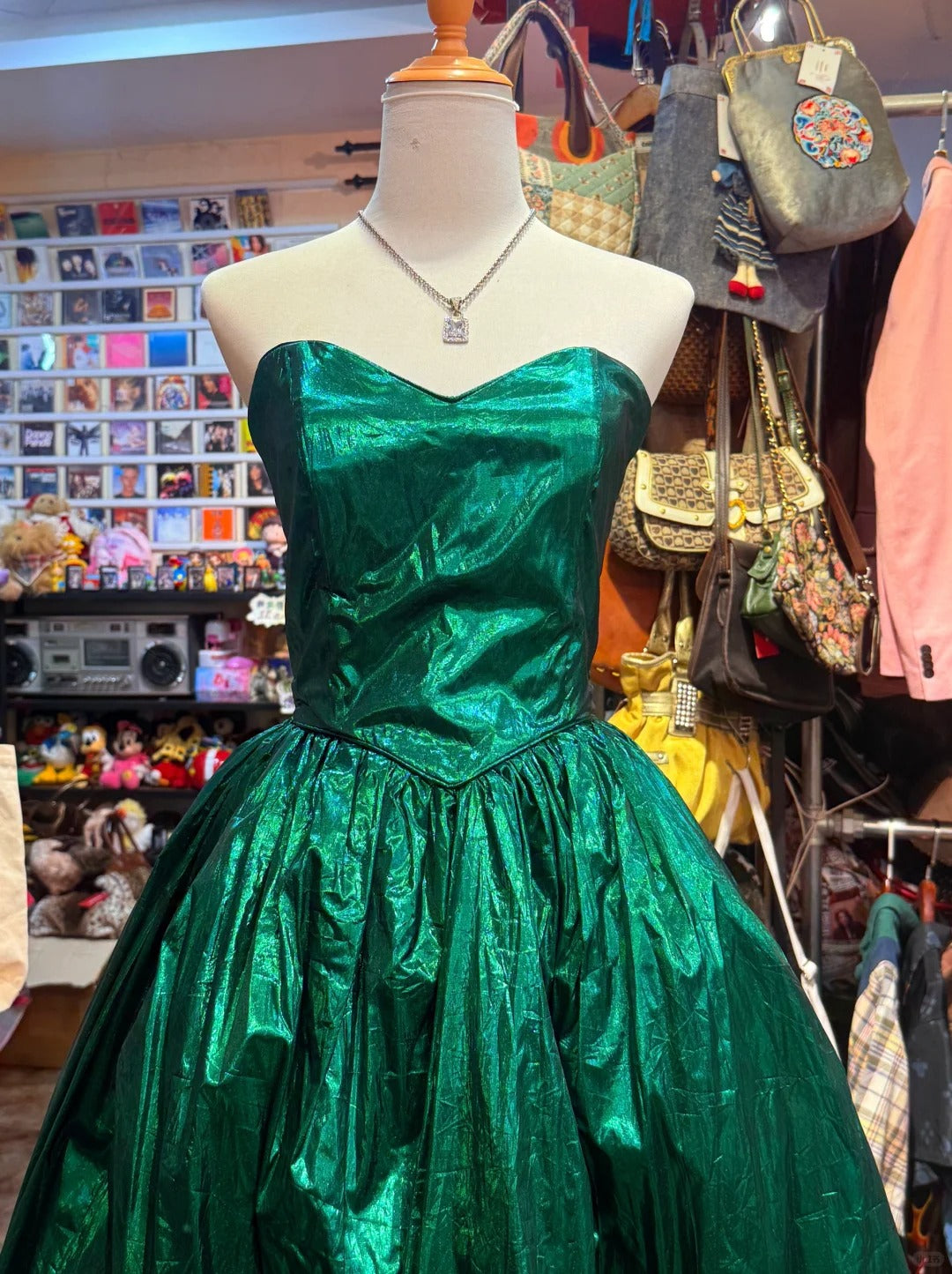 Green Vintage Elegant Sweetheart Neck Long Satin Ball Gown Evening Dress Party Dress gh4137