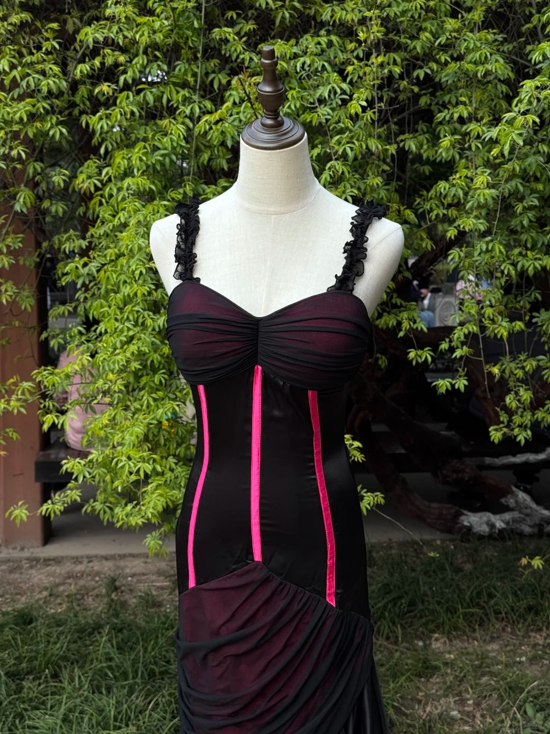 Black Pink Lace Fashion Retro Elegant Exquisite Heart Shape Neck Long Tulle Sexy Prom Dress Evening Dress Party Dress gh4143