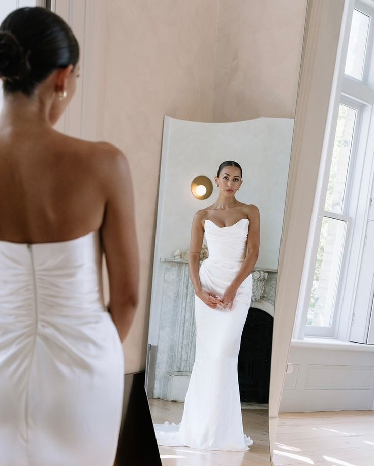 Simple Wedding Dress A line Strapless Chiffon Summer Beach White Wedding Dresses Bridal Gowns W0113