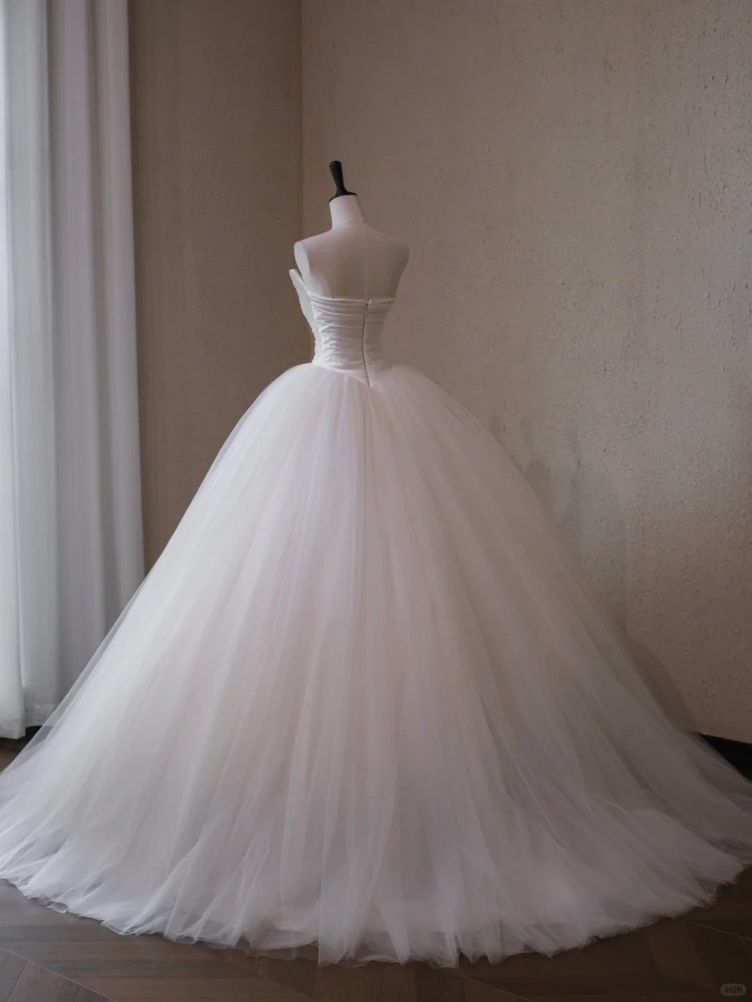 Modest Wedding Dress Ball Gown Sweetheart Tulle White Long Wedding Dresses Brides Dress Bridal Gowns W0125