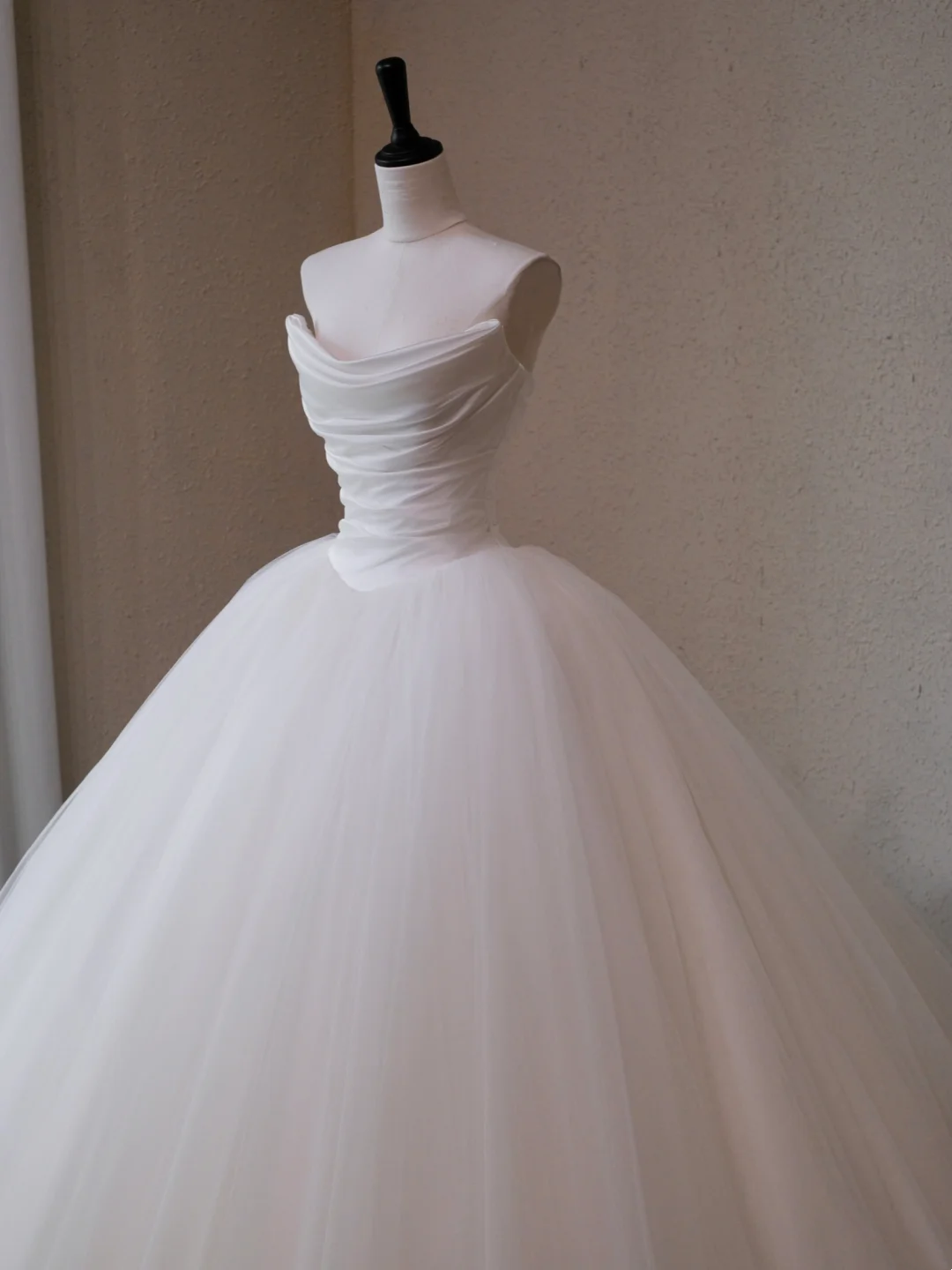 Modest Wedding Dress Ball Gown Sweetheart Tulle White Long Wedding Dresses Brides Dress Bridal Gowns W0125