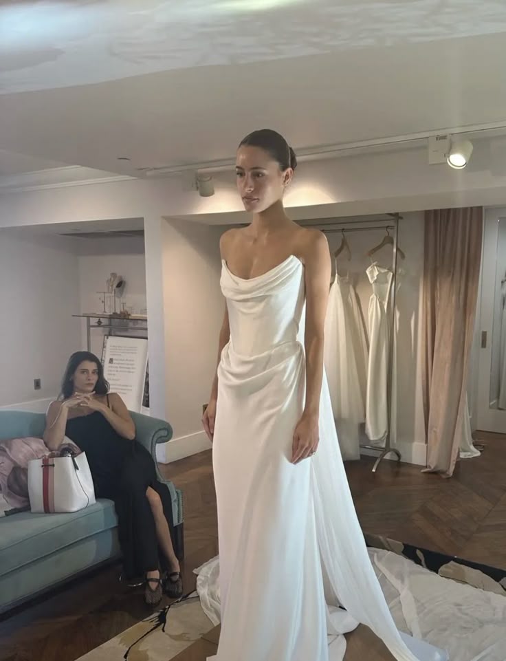 Dreamy Wedding Dress Sheath Strapless White Satin Summer Beach Long Wedding Dresses Bridal Gowns W0139