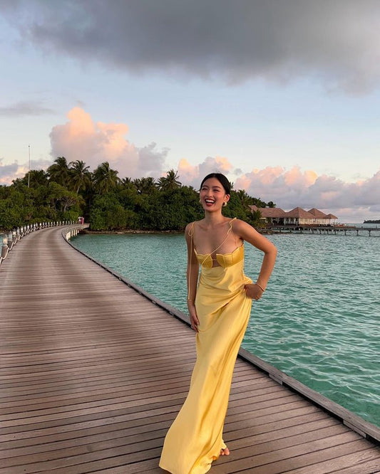 Modest A line Spaghetti Straps Yellow Satin 20th Birthday Dress Prom Dress 18th Birthday Outfits For Women W0177