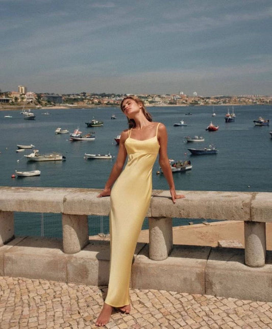 Modest Sheath Spaghetti Straps Yellow Satin 20th Birthday Dress Prom Dress 18th Birthday Outfits For Women W0178