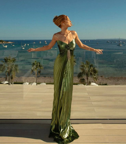 Modest A line Spaghetti Straps Green 18th Birthday Party Evening Dress Prom Dress 21st Birthday Outfits For Women W0270