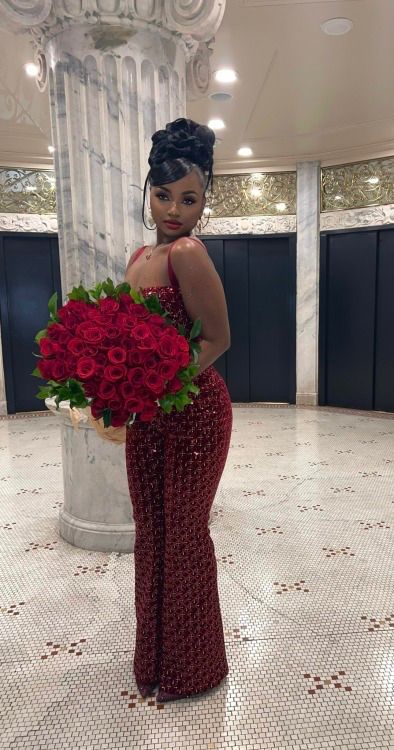 Modest Sheath Straps Wine Red Sequin Formal Gown 23rd Birthday Dress Prom Dresses 20th Birthday Outfits W0349