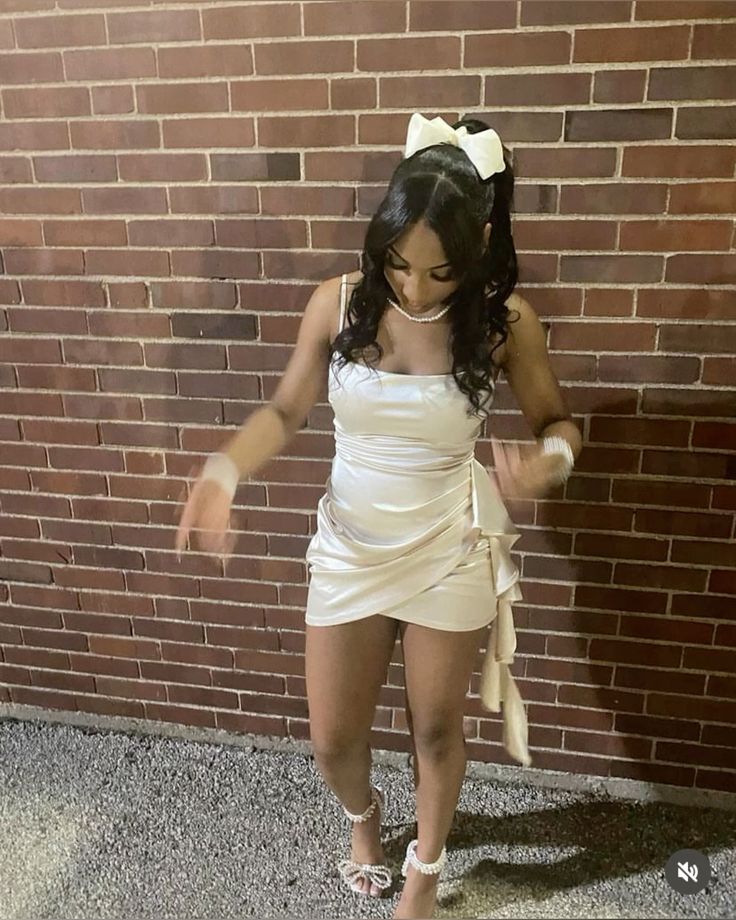 Cute Sheath Strapless Satin Short Summer Birthday Dresses Hoco Dress Mini 18th Birthday Outfit Cocktail Dresses W0460