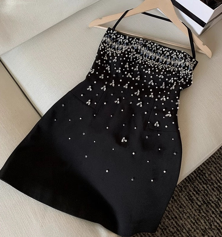 Pretty A line Spaghetti Straps Black Silver Beads Summer 16th Birthday Dresses For Teens Hoco Dress Mini 18th Gold Birthday Outfit Cocktail Dresses For Women W0537