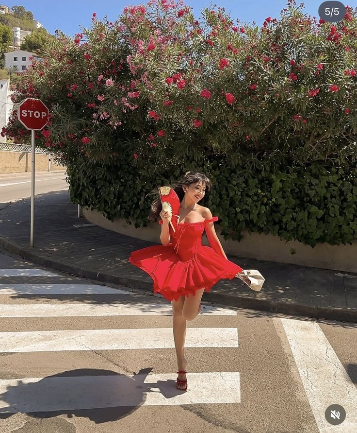 Cute A line Square Neck White Short Homecoming Dress Summer Middle School Formal Hoco Dresses Cocktail Dress Birthday Outfits W981