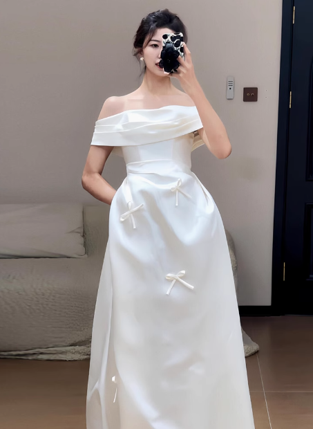 Dreamy Wedding Dress A Line Off The Shoulder White Satin Summer Long Wedding Dresses Bridal Gowns With Sleeves W0721