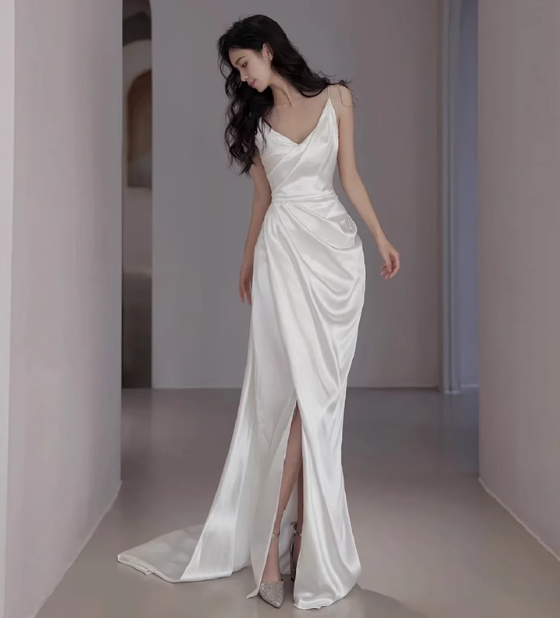 Dreamy Wedding Dress Sheath Spaghetti Straps White Satin Slit Summer Long Wedding Dresses Bridal Gowns W0727
