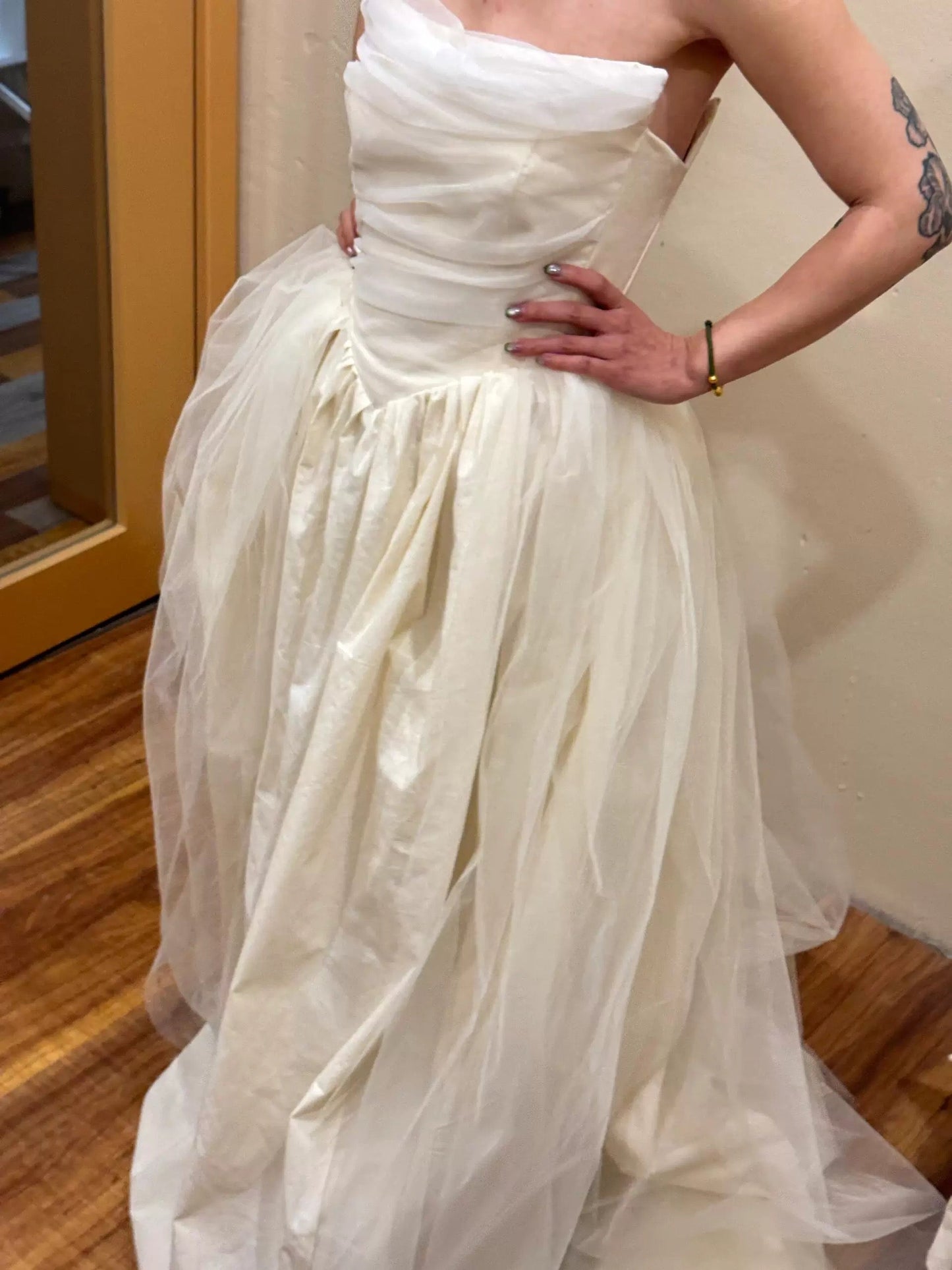 Vintage Wedding Dress A line Strapless Ivory Summer Beach Long Wedding Dresses Bridal Gowns W0787