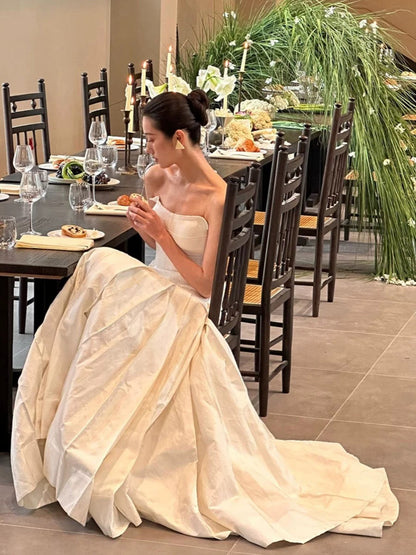 Vintage Wedding Dress Ball Gown Strapless Ivory Summer Beach Long Wedding Dresses Bridal Gowns W0788