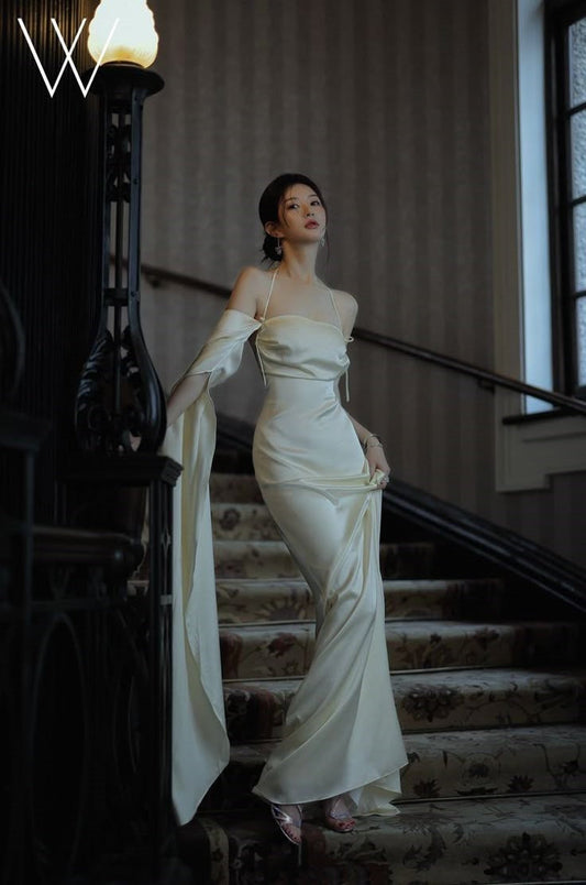 Elegant Mermaid Halter Ivory Satin Long Prom Dresses Party Dress Summer 20th Birthday Outfits 18th Birthday Dresses W1023