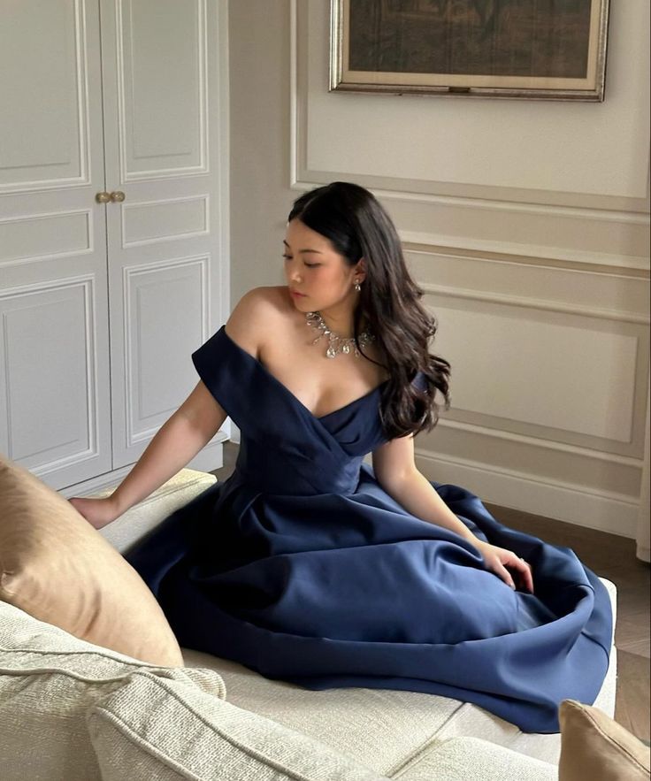 Elegant A line Off The Shoulder Navy Blue Satin Short Sleeves Long Evening Party Gowns Evening Formal Dresses Prom Dress W1040