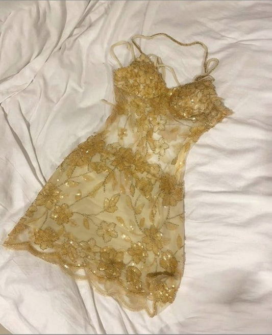 Cute A line Spaghetti Straps Short Gold Sequin Formal 8th Grade Homecoming Dress Summer Middle School Hoco Dresses Birthday Outfits W1150