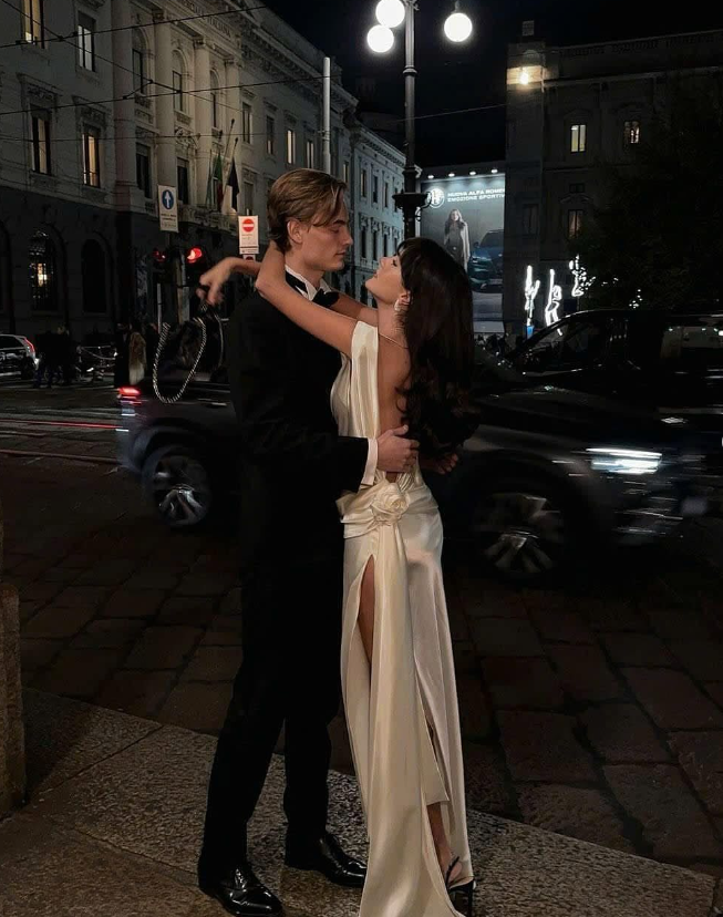 Elegant Sheath Champagne Satin Open Back Prom Dress Evening Dress with Slit SH2149