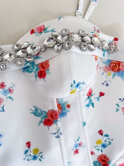 Pretty A line Spaghetti Straps White Floral Summer 16th Birthday Dresses For Teens Hoco Dress Mini 18th Birthday Outfit Cocktail Dresses For Women W822