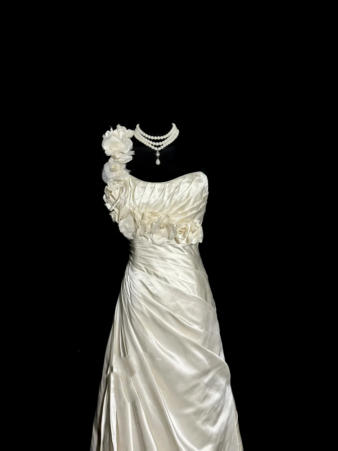 Vintage Bridal Dress A line One Shoulder Ivory Satin Long Wedding Dress Simple Wedding Dresses Modest Wedding Gowns W876