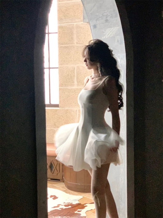 Pretty A line Square White Summer 16th Birthday Dresses For Teens Hoco Dress Mini 18th Birthday Outfit Cocktail Dresses For Women W884