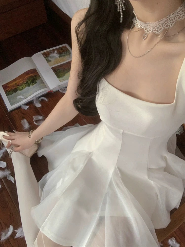 Pretty A line Square White Summer 16th Birthday Dresses For Teens Hoco Dress Mini 18th Birthday Outfit Cocktail Dresses For Women W884